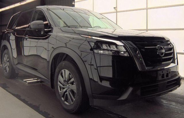 2024 Nissan Pathfinder S