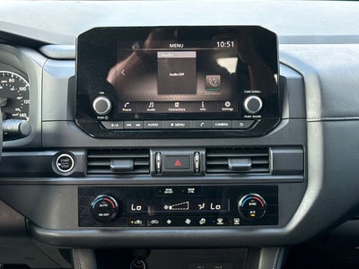 2024 Nissan Pathfinder S