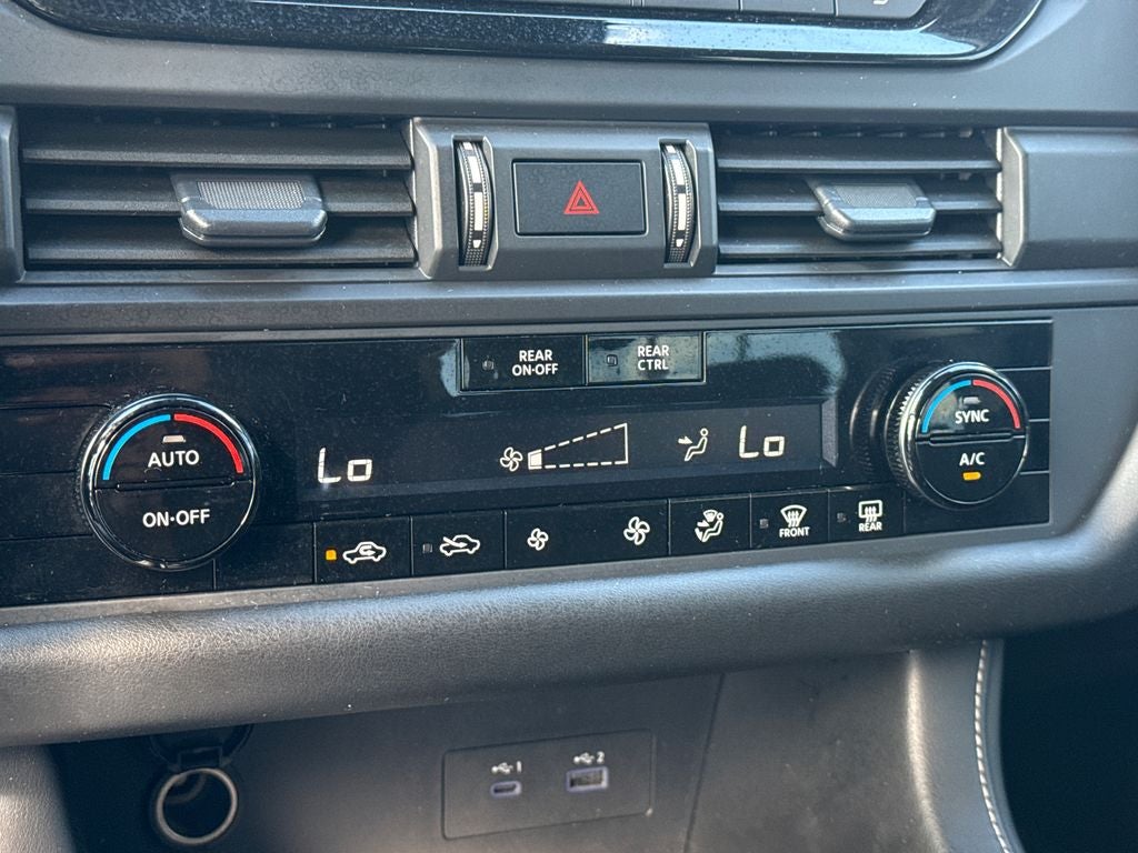 2024 Nissan Pathfinder S