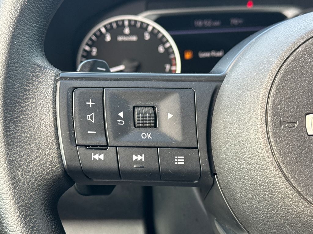 2024 Nissan Pathfinder S