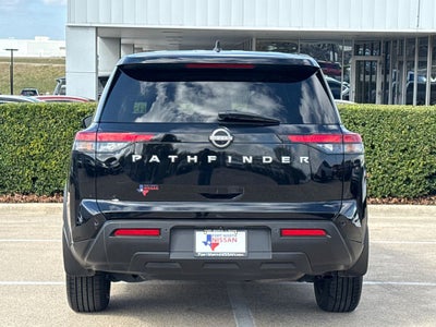 2024 Nissan Pathfinder S