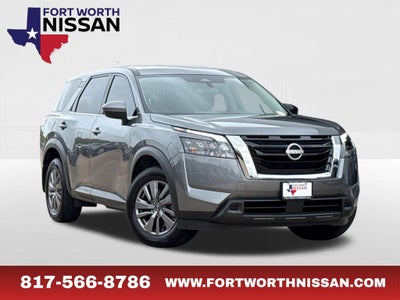 2025 Nissan Pathfinder S