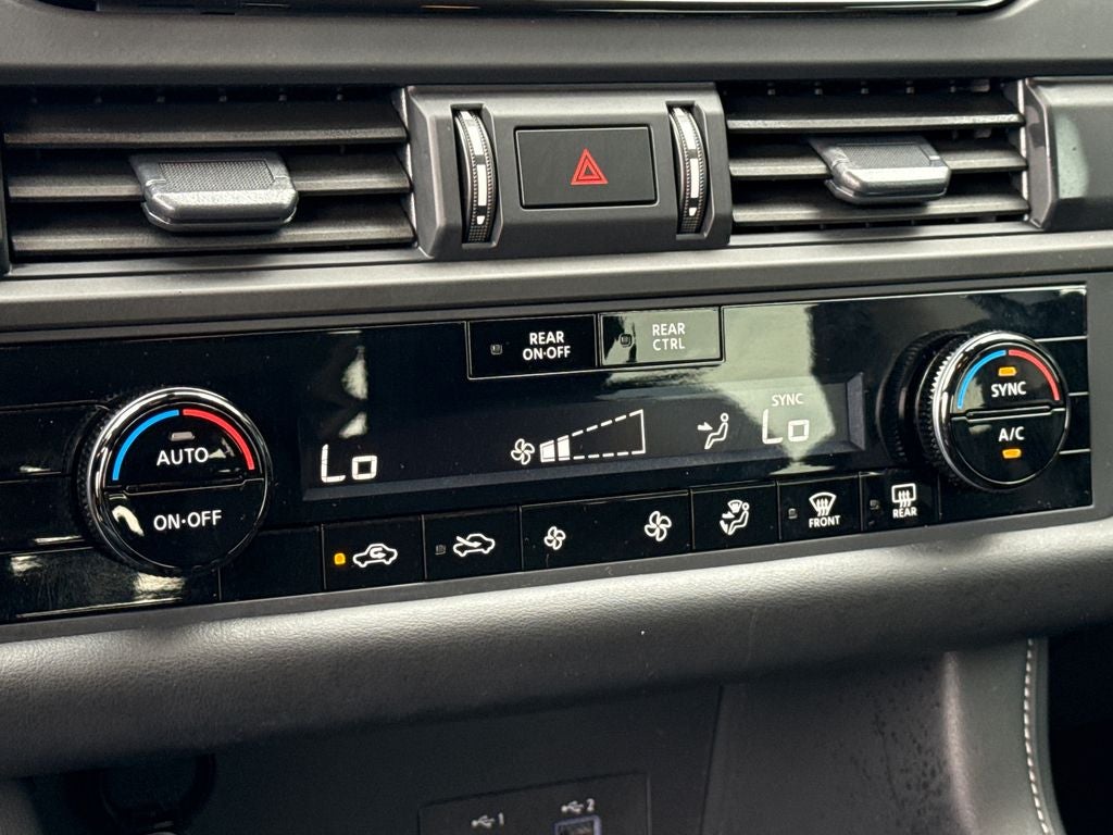 2025 Nissan Pathfinder S