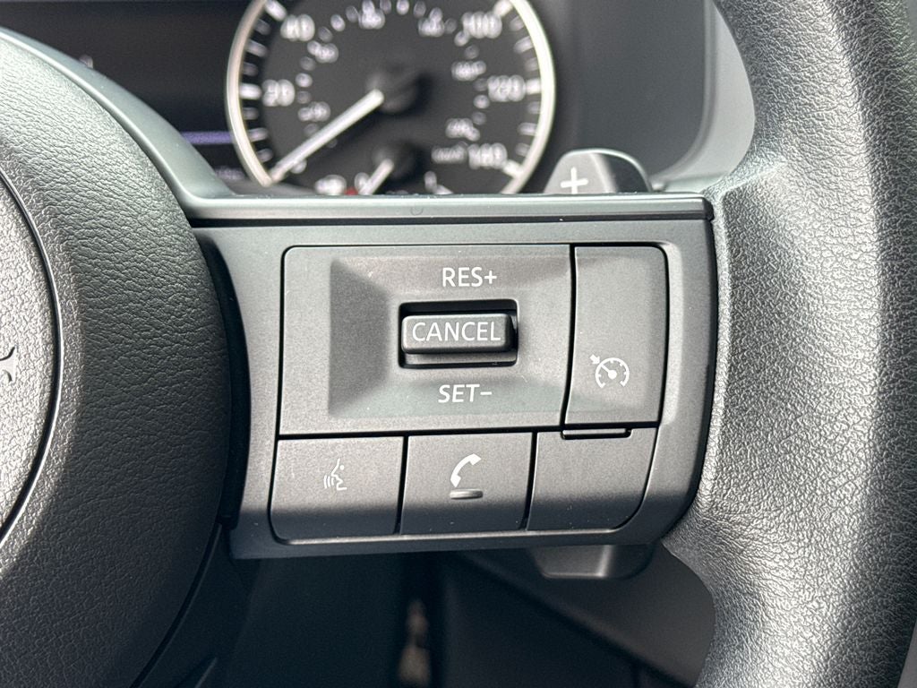 2025 Nissan Pathfinder S
