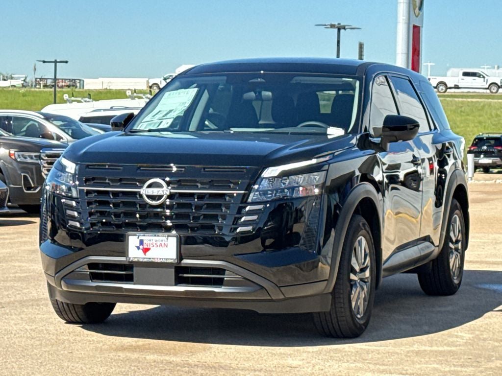 2026 Nissan Pathfinder S