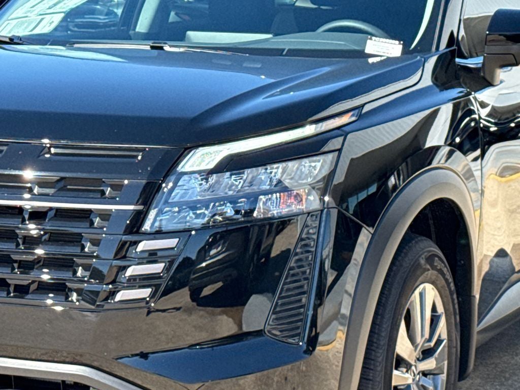 2026 Nissan Pathfinder S