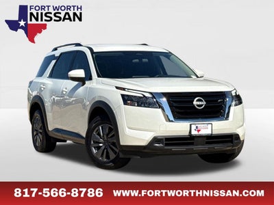 2024 Nissan Pathfinder SV