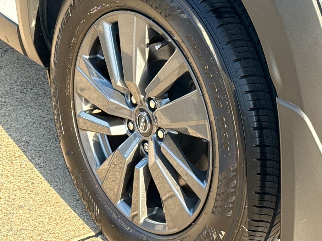 2023 Nissan Pathfinder SV