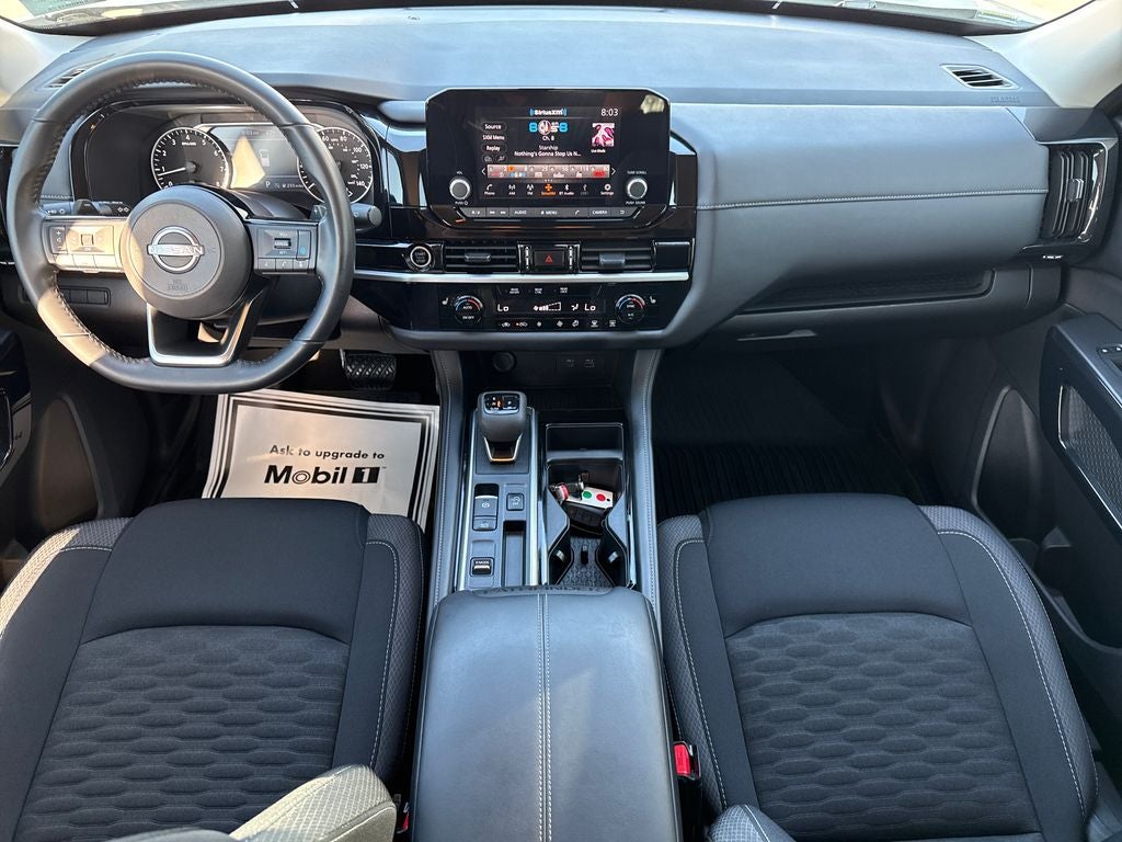 2023 Nissan Pathfinder SV