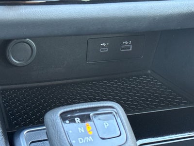 2023 Nissan Pathfinder SV