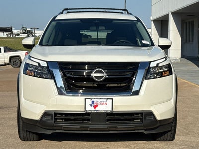 2023 Nissan Pathfinder SV