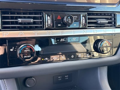 2026 Nissan Pathfinder SV