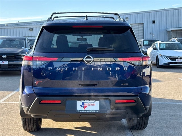 2026 Nissan Pathfinder SV