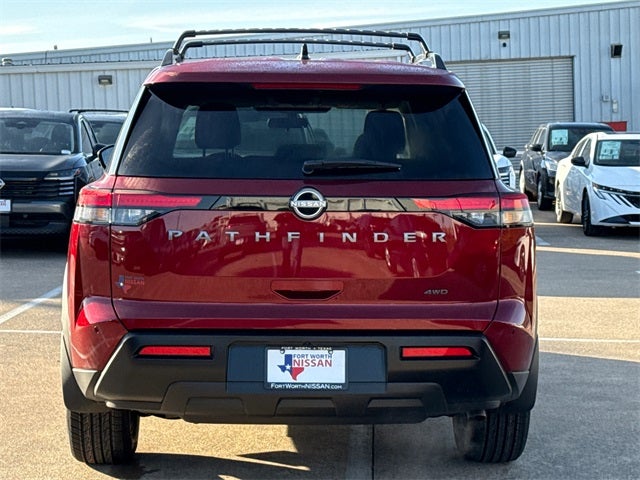 2026 Nissan Pathfinder SV