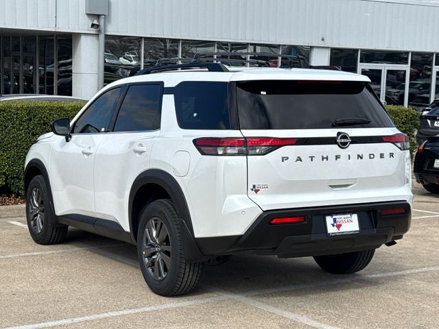 2026 Nissan Pathfinder SV