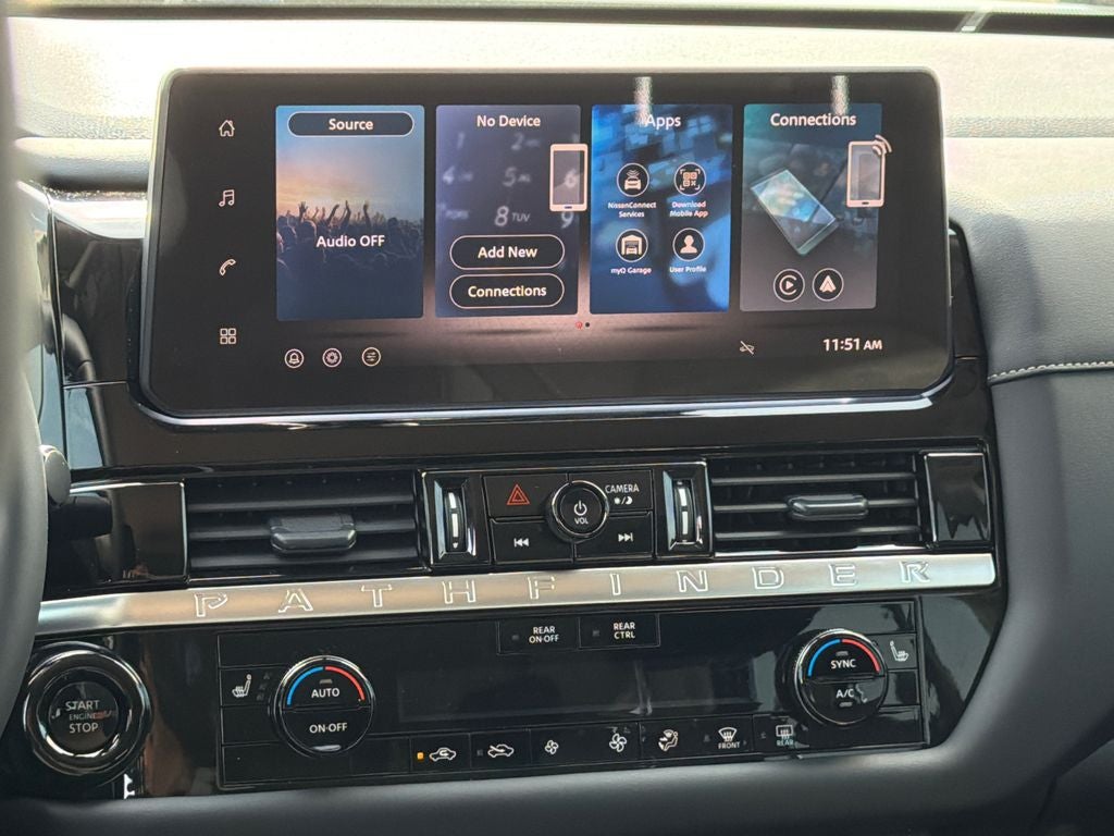 2026 Nissan Pathfinder SV