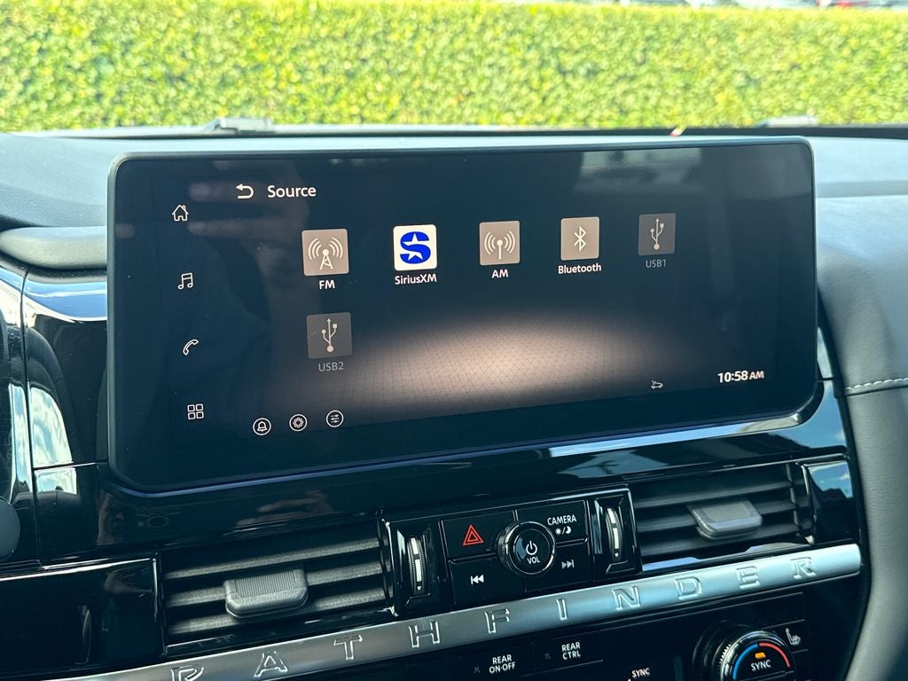 2026 Nissan Pathfinder SV