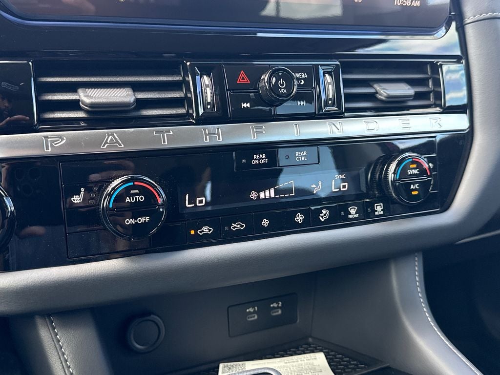 2026 Nissan Pathfinder SV