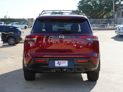 2026 Nissan Pathfinder SV