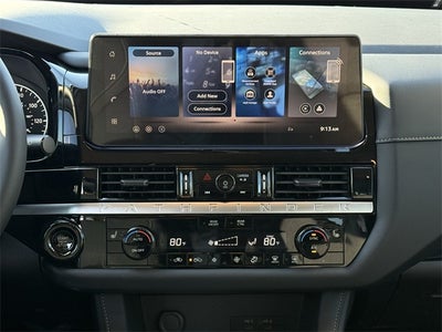 2026 Nissan Pathfinder SV