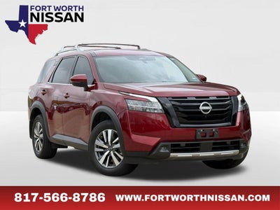 2024 Nissan Pathfinder SL