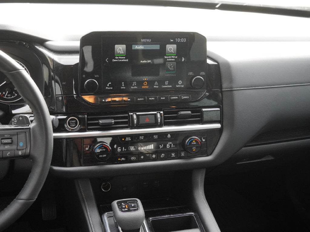 2024 Nissan Pathfinder SL