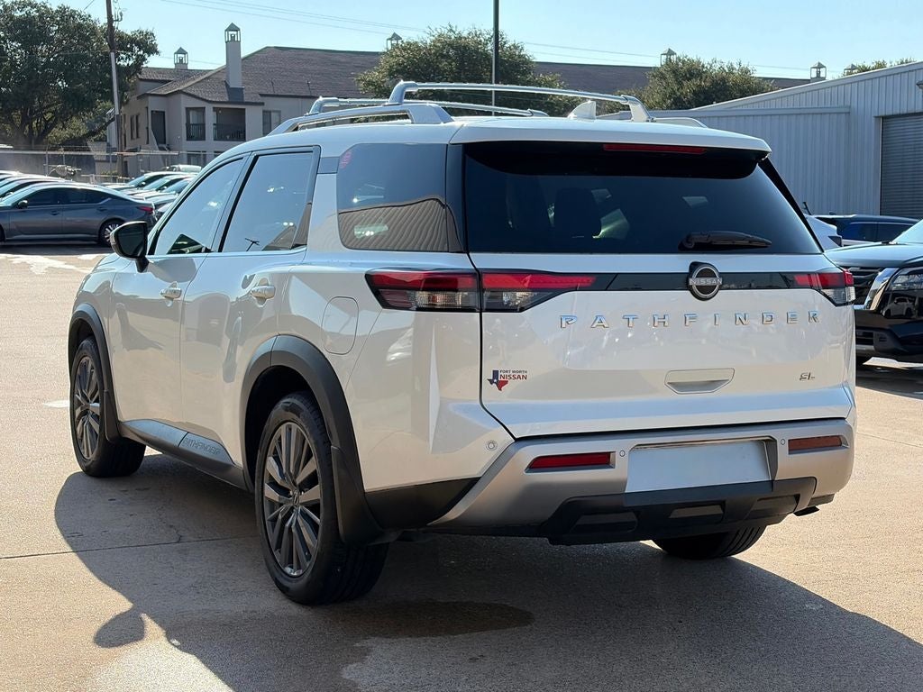 2024 Nissan Pathfinder SL