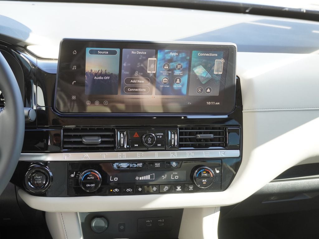 2026 Nissan Pathfinder SL