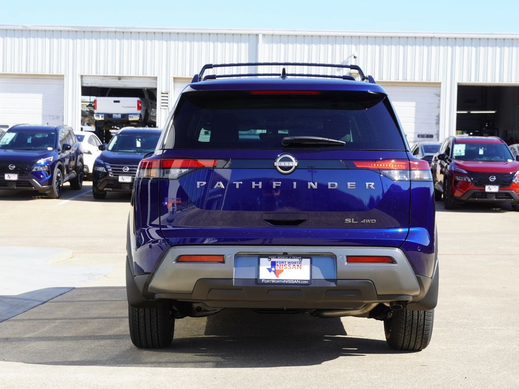 2026 Nissan Pathfinder SL