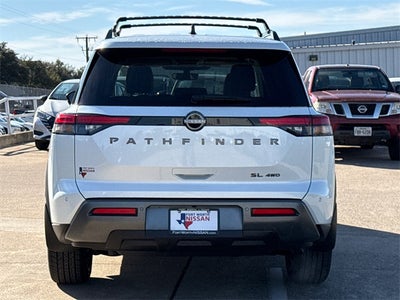 2026 Nissan Pathfinder SL