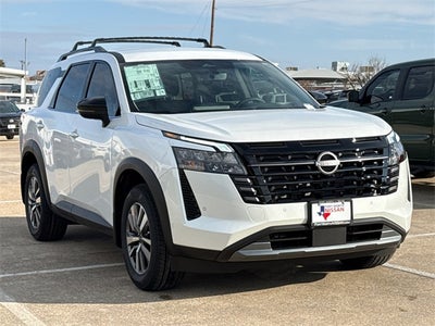 2026 Nissan Pathfinder SL