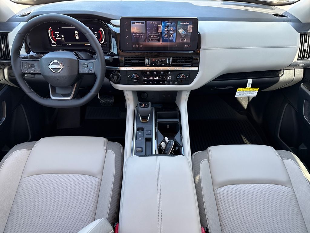 2026 Nissan Pathfinder SL