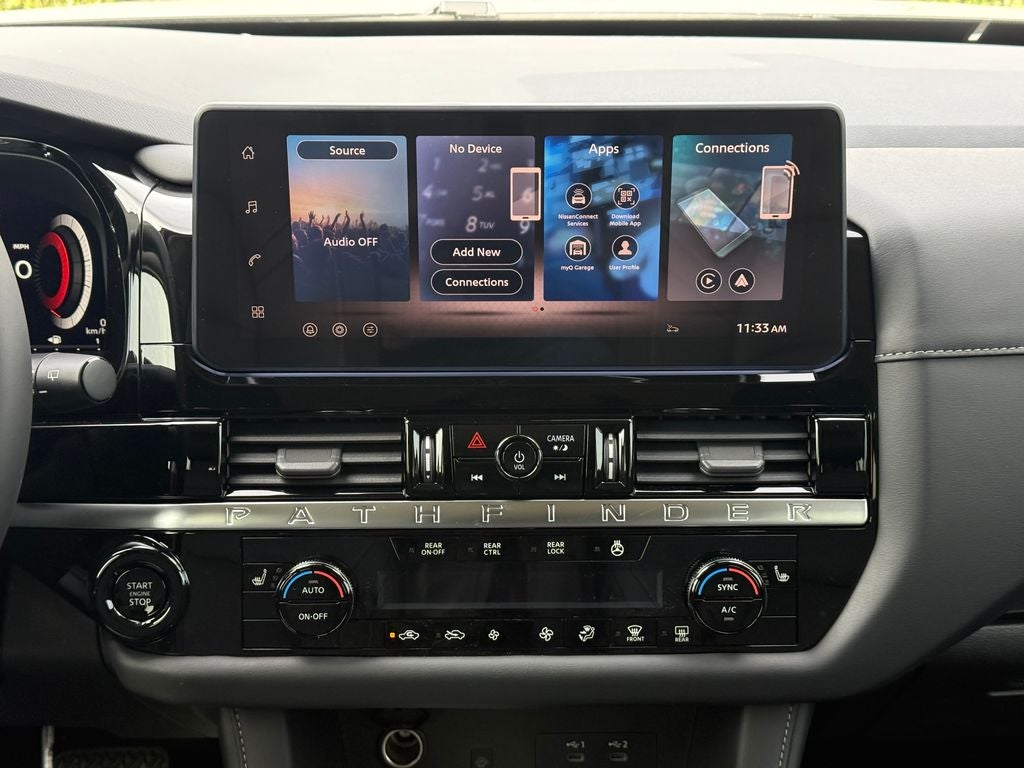 2026 Nissan Pathfinder SL