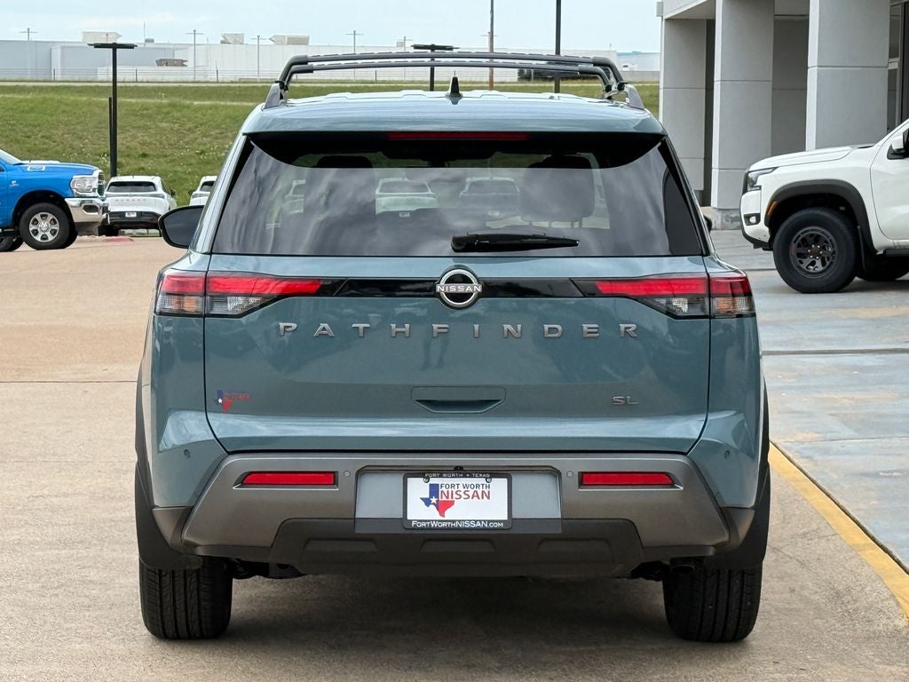 2026 Nissan Pathfinder SL