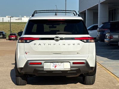 2026 Nissan Pathfinder SL