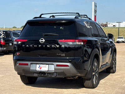2026 Nissan Pathfinder Platinum