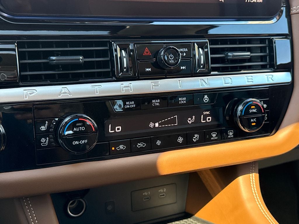 2026 Nissan Pathfinder Platinum