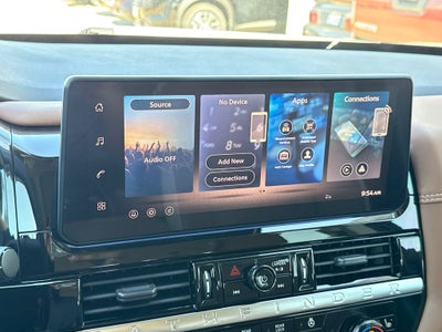 2026 Nissan Pathfinder Platinum