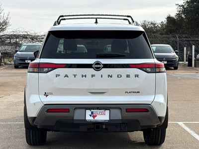2026 Nissan Pathfinder Platinum