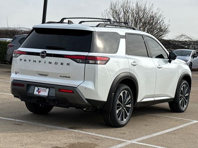 2026 Nissan Pathfinder Platinum