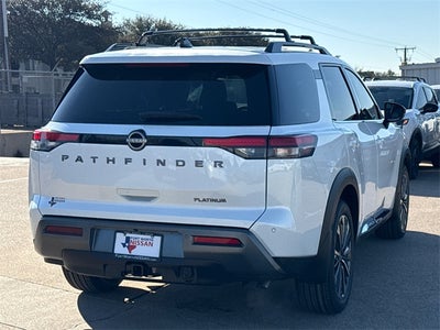 2026 Nissan Pathfinder Platinum