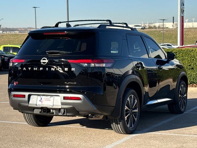 2026 Nissan Pathfinder Platinum