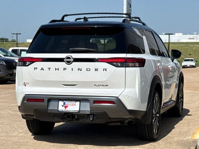 2026 Nissan Pathfinder Platinum