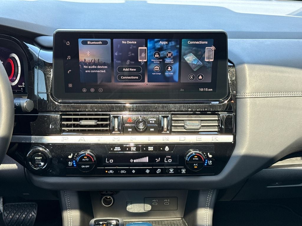 2026 Nissan Pathfinder Platinum