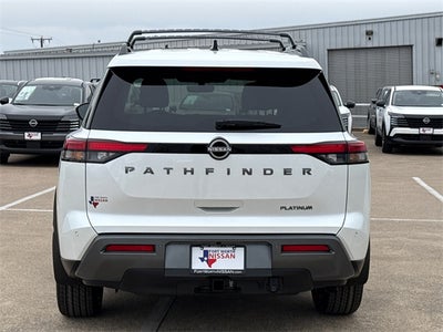 2026 Nissan Pathfinder Platinum