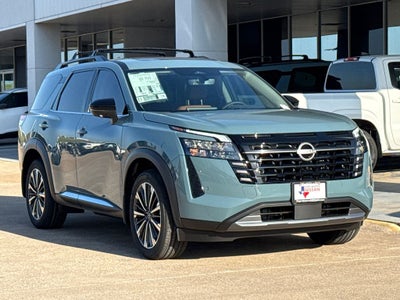 2026 Nissan Pathfinder Platinum