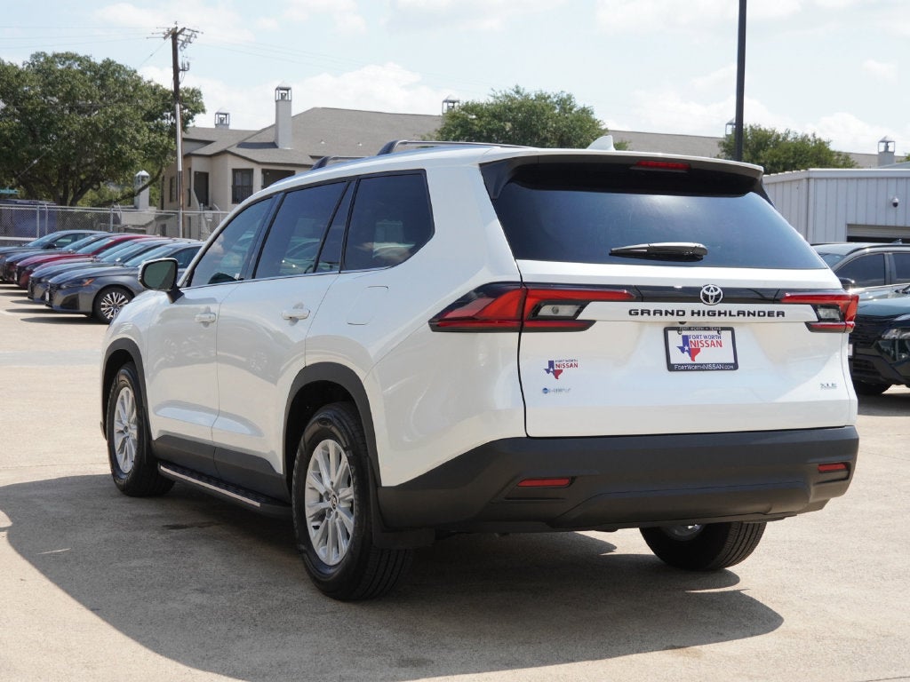 2026 Toyota Grand Highlander Hybrid XLE