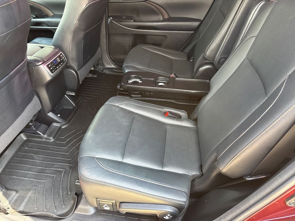 2018 Toyota Highlander Limited Platinum