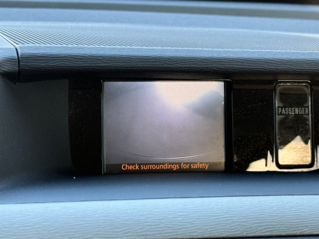 2013 Toyota Sienna LE 8 Passenger