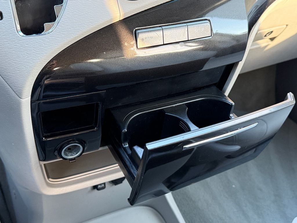 2013 Toyota Sienna LE 8 Passenger